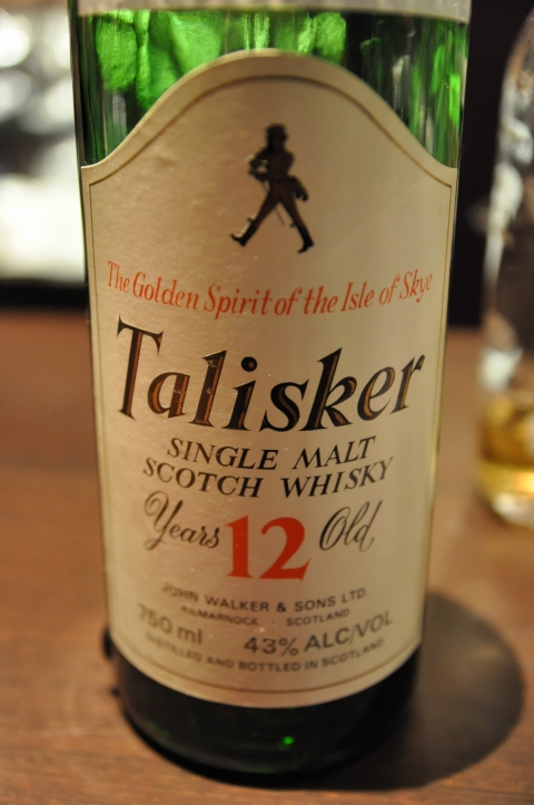 タリスカー Talisker 12yo (43%, OB, Gold screw cap, ‘The Golden Spirit of the Isle of Skye’ , Johnnie Walker Label, +/-1980)