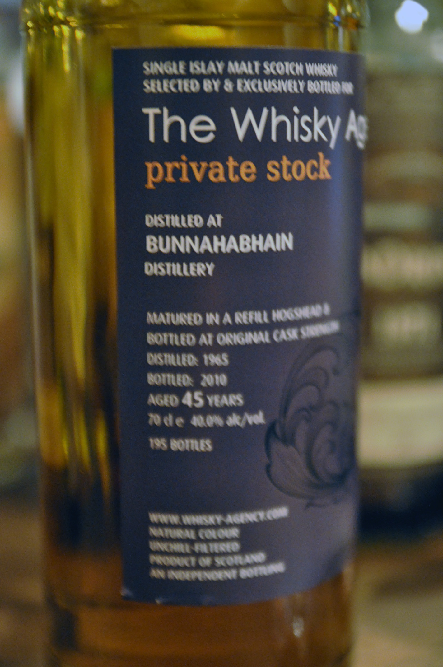 ブナハーブン Bunnahabhain 45yo 1965/2010 (40.0%, The Whisky Agency, private stock, refill hogshead, 195 Bts.) natural cask strength