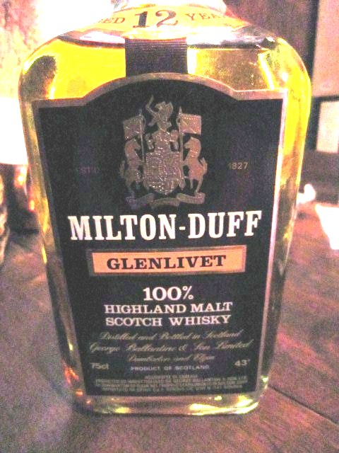 ミルトンダフ Milton-Duff-Glenlivet 12yo (43%, OB, Square bottle, Italy) c1980