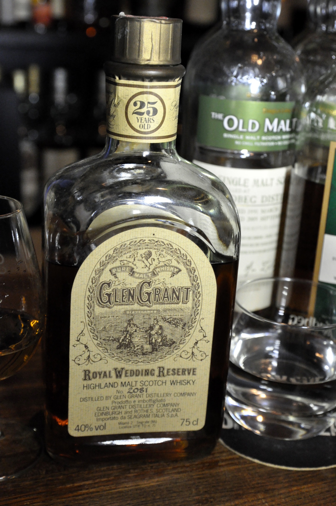 グレングラント　Glen Grant 25yo ”Royal Wedding Reserve” (40%,OB, btl no.2081)