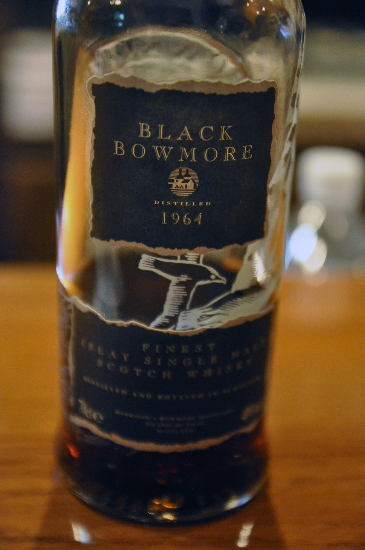 ボウモア　Bowmore 1964/1995 ‘Black’ (49%, OB, Final edition **3rd)　日本正規　サントリーアライド