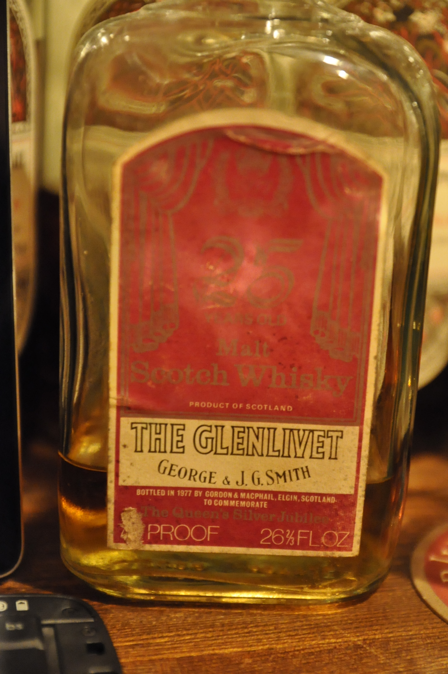 グレンリベット　The Glenlivet 25yo 1952/1977 ” The Queen’s Silver Jubilee” (70Proof, G&M Licensed, George Smith, 26 2/3FL.OZ)