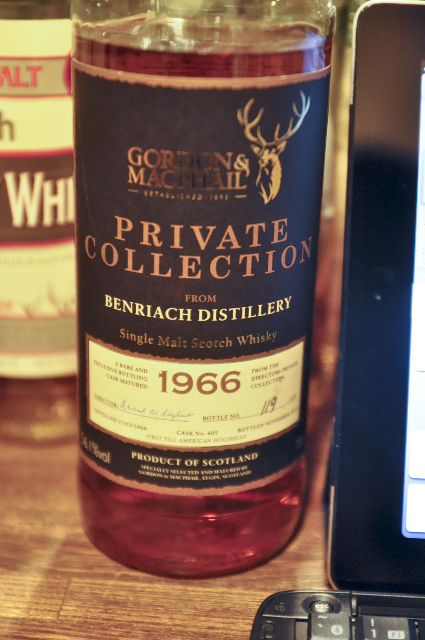 ベンリアック　Benriach 1966/2010 (56.1%, Gordon & MacPhail, Private Collection, C#605, 119/129Btls)  1st fill American Hogshead表記