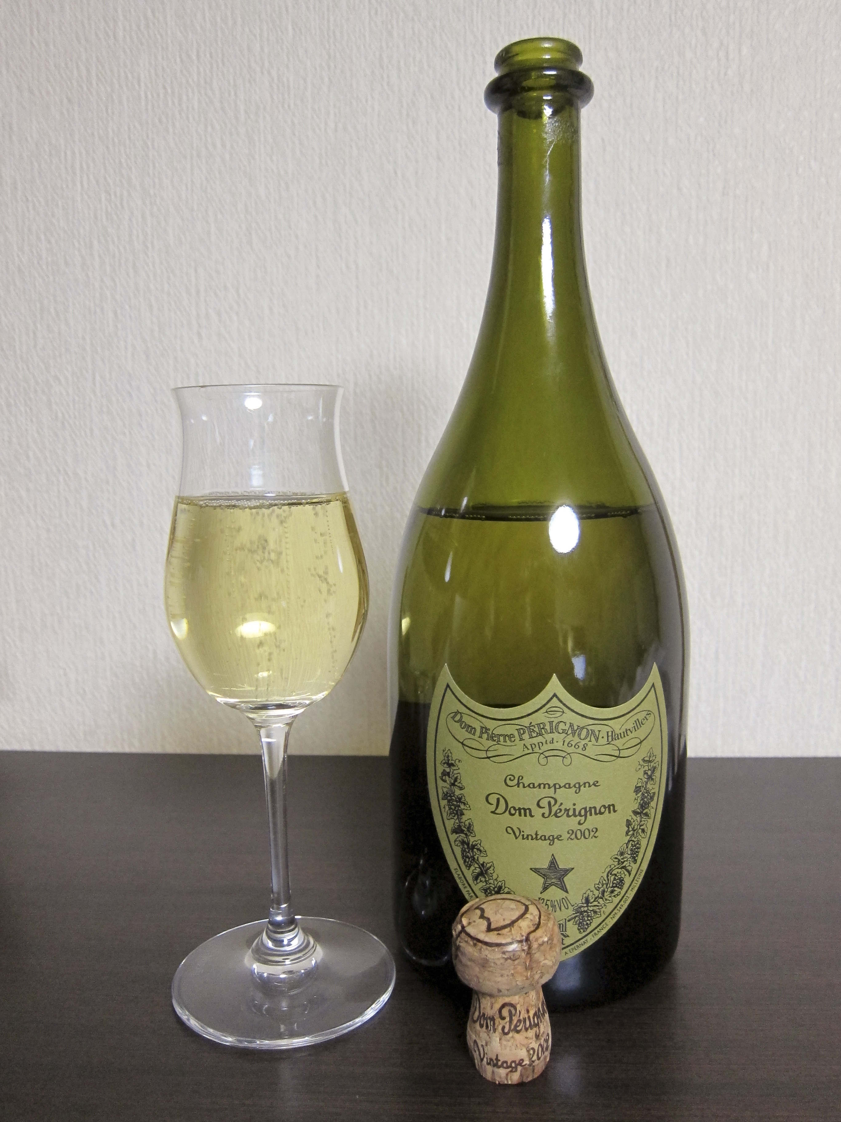 ドンペリニョン Dom Perignon  7yo  2002  (12.5%, OB, AOC Champagne)