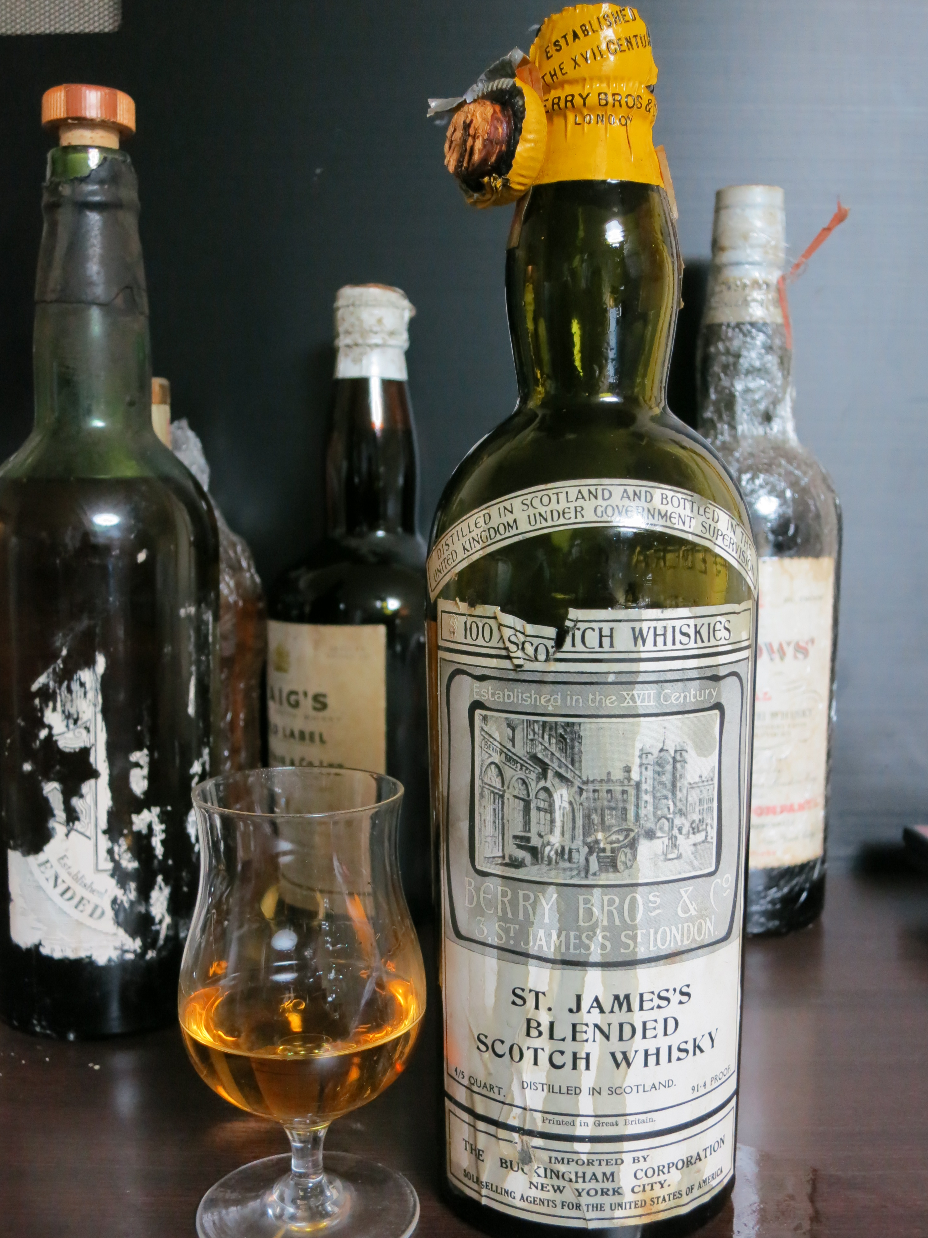 BB&R St. James’s Blended Scotch (4/5 quart, 91.4 proof, for USA, The Buckingham Corporation, N.Y.) 1930’s