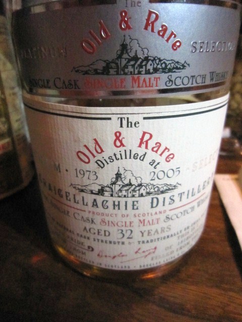 クレイゲラヒ　Craigellachie 32y 1973-2005  42.7%, Douglas Laing Platinum, 181 Bts.