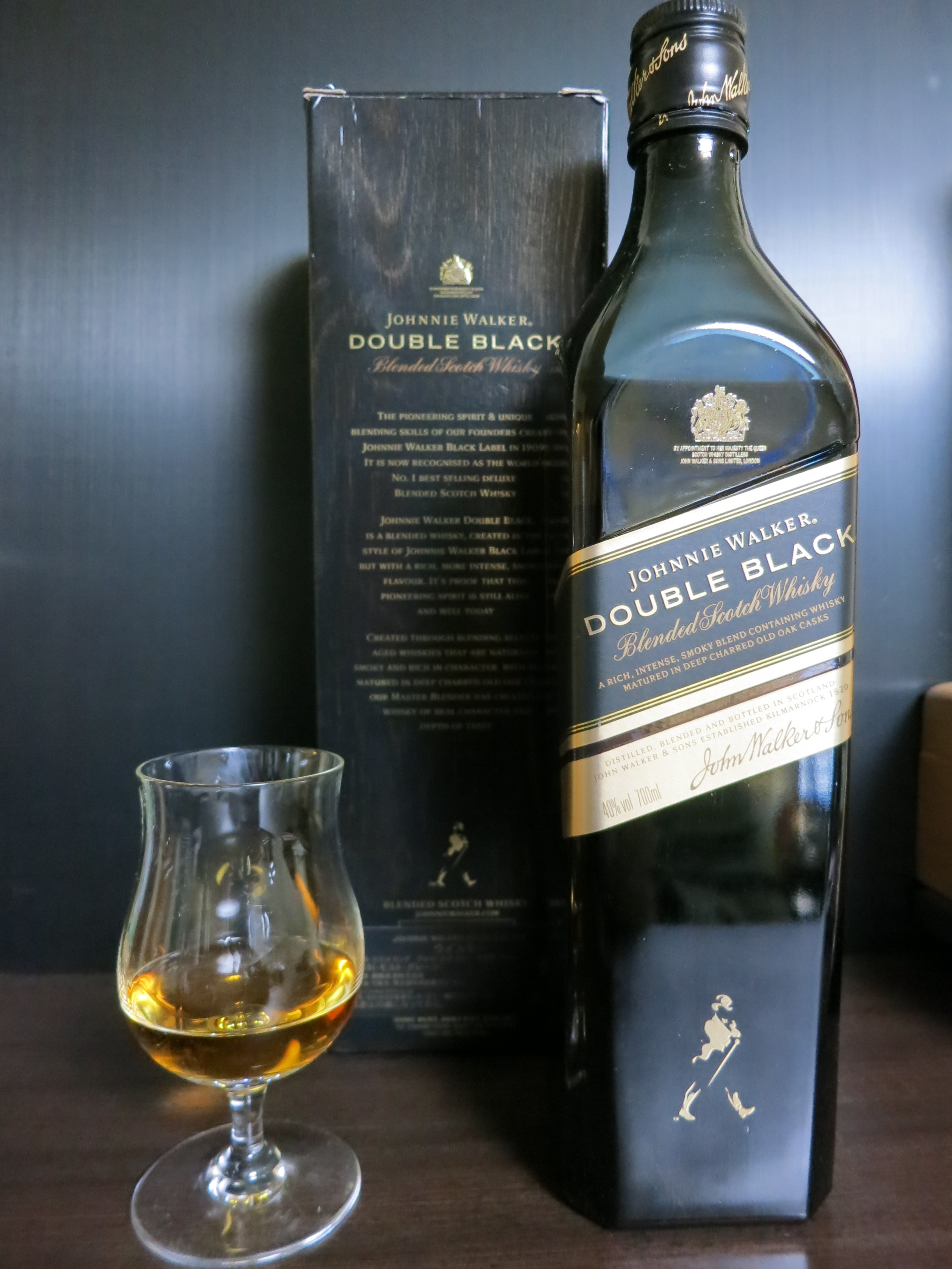 ジョニーウォーカー ダブル ブラック Johnnie Walker ‘Double Black’ (40%, OB, +/-2012)