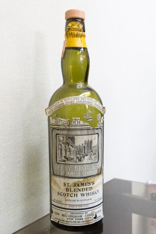 St. James’s Blended Scotch (91.4 proof, Berry Bros & Co., for USA, The Buckingham Corporation, N.Y., 4/5 quart, 1930′s)