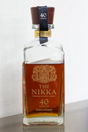 The Nikka 40 yo (43%, OB, 700 btls.)