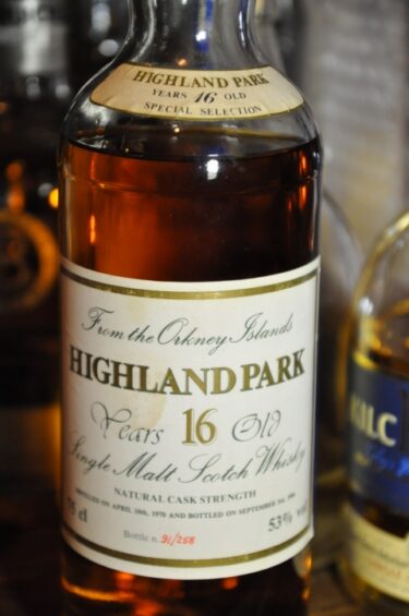 ハイランドパーク　Highland Park 16yo (53%, G&M for Intertrade, 91/258 Bts., 75cl)　natural cask strength